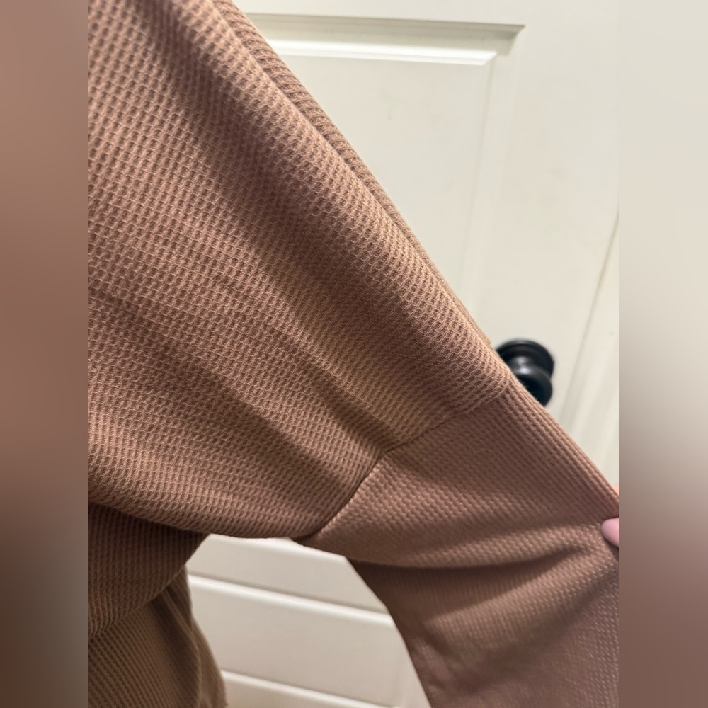 NWT. Ouges. Tie Back V Neck Waffle Knit Top. Brow… - image 11